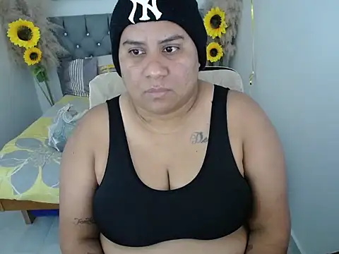 Snapshot of hotlesby_valery chatting on October 31, 2025, 12:02 pm hotlesby valery online show from October 31, 2025, 12:02 pm