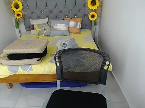 Snapshot of hotlesby_valery chatting on November 27, 2025, 8:09 pm hotlesby valery online show from November 27, 2025, 8:09 pm