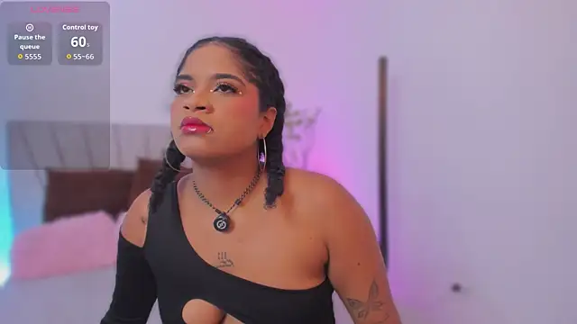 camilafoox7 online show from April 2, 2026, 5:14 am