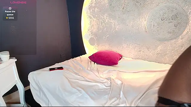 CarolinaGomez  online show from November 25, 2025, 7:58 pm