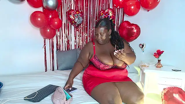 CarolinaGomez  online show from February 14, 2026, 7:47 pm