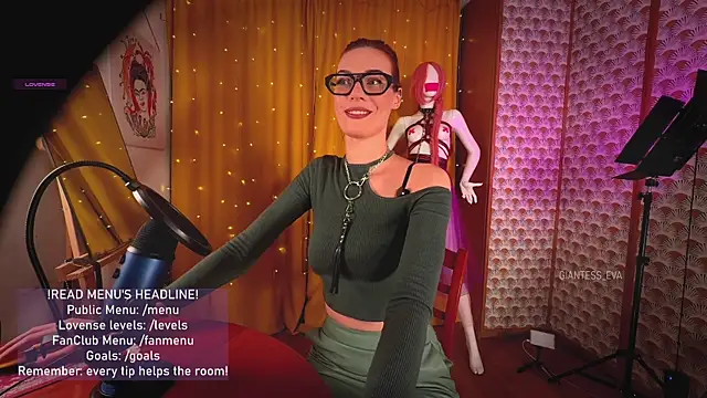 Giantess Eva online show from April 24, 2026, 8:44 pm