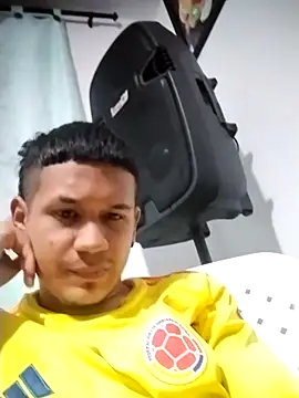 Mohamedxxx13 online show from October 18, 2025, 11:07 pm