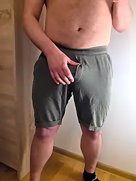 Pozbihet87spons online show from April 15, 2026, 4:29 am