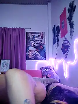 foxylena latinalicious69 online show from October 4, 2025, 12:39 pm