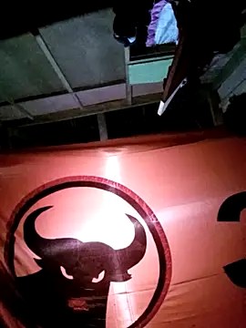 Snapshot of K0nt01Cr00t chatting on October 3, 2025, 12:28 pm K0nt01Cr00t online show from October 3, 2025, 12:28 pm