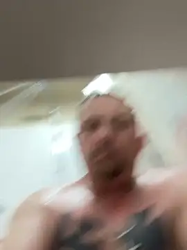 Snapshot of playtime87 chatting on September 19, 2025, 7:01 am playtime87 online show from September 19, 2025, 7:01 am