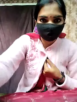 Snapshot of PRACHI-743 chatting on February 3, 2026, 2:43 am PRACHI-743 online show from February 3, 2026, 2:43 am