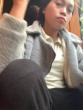 Halyy xx online show from November 1, 2025, 1:45 am