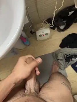 tusmuertos420 online show from October 17, 2025, 10:44 pm