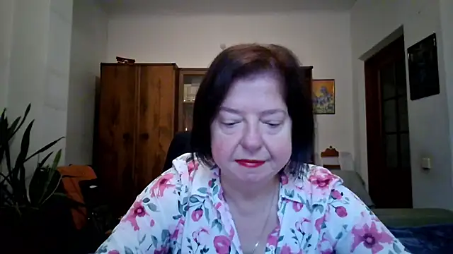 Snapshot of Violet_Pulse chatting on November 24, 2025, 9:09 am Violet Pulse online show from November 24, 2025, 9:09 am