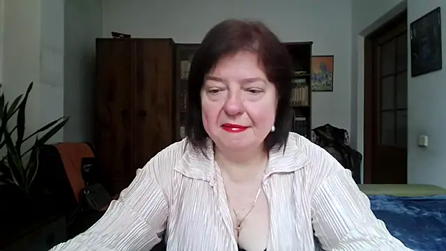 Violet Pulse online show from April 13, 2026, 8:29 am