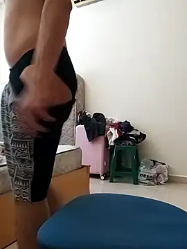 Snapshot of VIncent_mimi chatting on November 10, 2025, 4:39 am VIncent mimi online show from November 10, 2025, 4:39 am