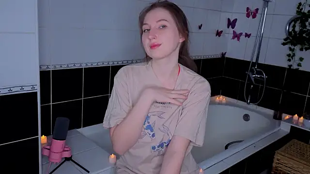 DaliaRadtke online show from January 18, 2026, 8:23 pm