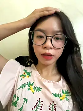 mau15  online show from October 16, 2025, 8:55 am