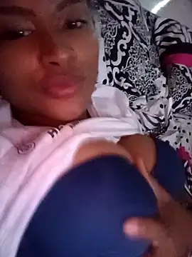  Canella  online show from November 4, 2025, 2:15 am