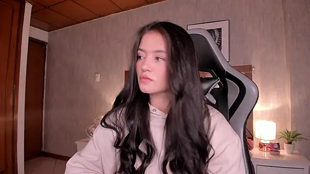 Snapshot of HaathorX chatting on November 15, 2025, 8:57 pm HaathorX online show from November 15, 2025, 8:57 pm