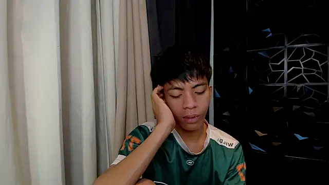 jayxxxlovescock online show from March 31, 2026, 8:44 pm