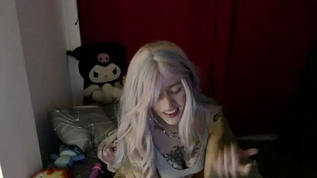 Emmy  Smith online show from September 25, 2025, 7:14 am