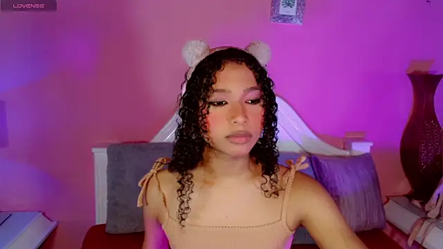  IsabellaRousse online show from November 24, 2025, 7:36 pm