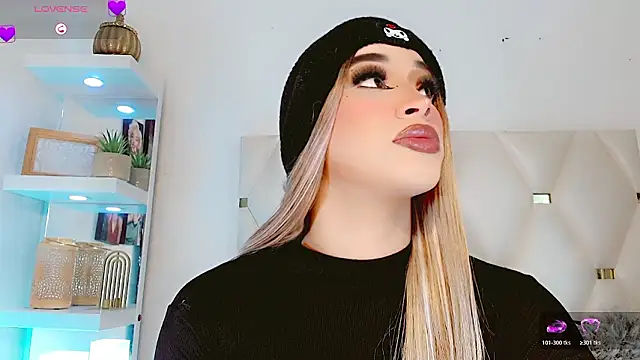 Snapshot of _IsabellaRousse chatting on February 7, 2026, 8:06 pm IsabellaRousse online show from February 7, 2026, 8:06 pm