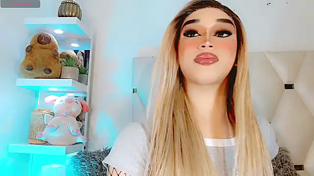 Snapshot of _IsabellaRousse chatting on February 3, 2026, 8:14 pm IsabellaRousse online show from February 3, 2026, 8:14 pm