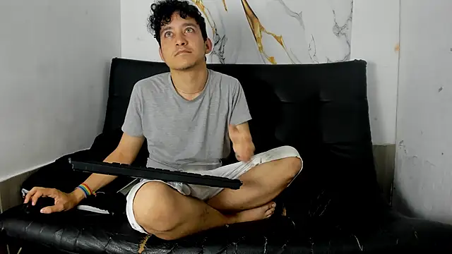 Amun obsidian online show from February 7, 2026, 9:39 am