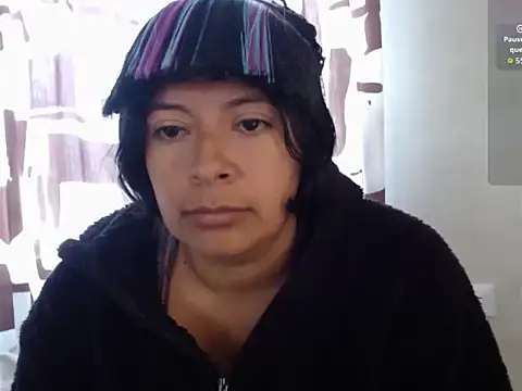 Snapshot of Acelinrose chatting on February 10, 2026, 2:27 pm Acelinrose online show from February 10, 2026, 2:27 pm