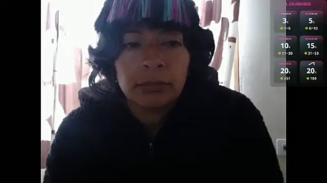 Snapshot of Acelinrose chatting on June 19, 2026, 1:17 pm Acelinrose online show from June 19, 2026, 1:17 pm
