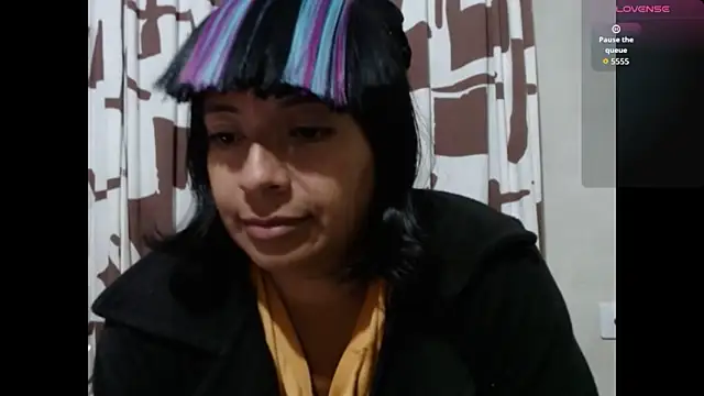 Snapshot of Acelinrose chatting on June 8, 2026, 1:11 am Acelinrose online show from June 8, 2026, 1:11 am
