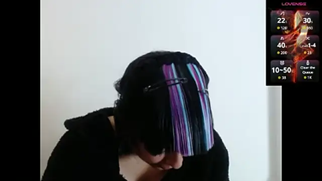 Acelinrose online show from November 18, 2025, 9:40 pm