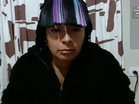 Acelinrose online show from April 15, 2026, 1:00 am