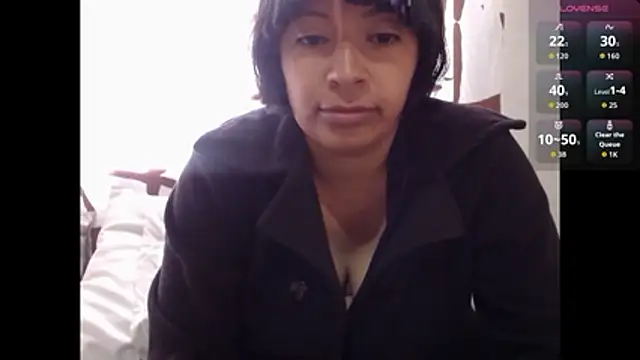 Snapshot of Acelinrose chatting on January 13, 2026, 2:21 pm Acelinrose online show from January 13, 2026, 2:21 pm