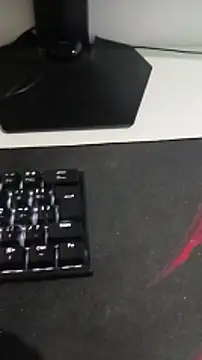 riquelh5 online show from April 20, 2026, 12:24 am