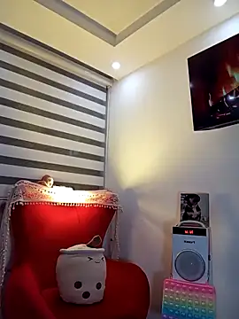 Snapshot of ValeNiitaLuv chatting on November 16, 2025, 2:38 am ValeNiitaLuv online show from November 16, 2025, 2:38 am