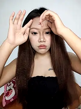 Snapshot of -Bianca- chatting on November 23, 2025, 3:00 pm -Bianca- online show from November 23, 2025, 3:00 pm