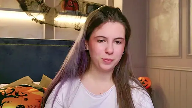 Snapshot of Akira_Halls chatting on October 30, 2025, 8:50 pm Akira Halls online show from October 30, 2025, 8:50 pm