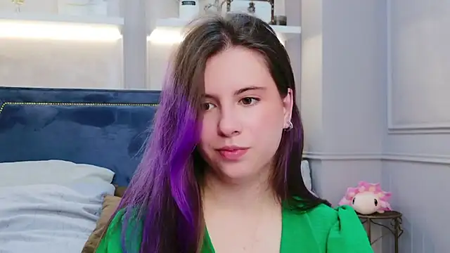 Snapshot of Akira_Halls chatting on November 6, 2025, 8:57 pm Akira Halls online show from November 6, 2025, 8:57 pm