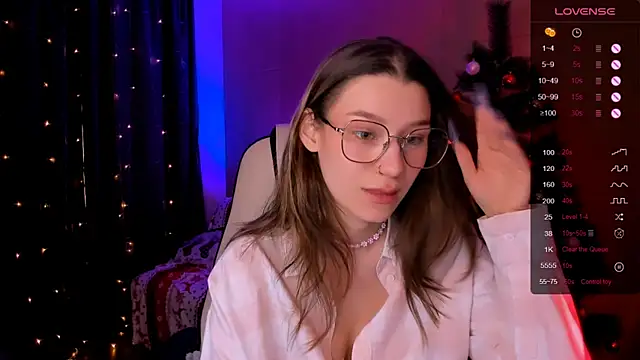 LinaBlossom  online show from January 8, 2026, 9:04 am