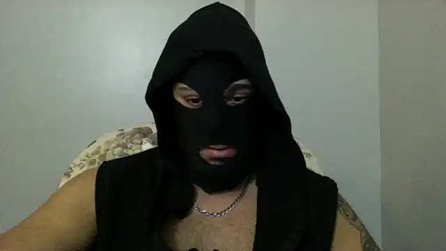 Snapshot of izlebeni_ chatting on September 25, 2025, 7:20 pm izlebeni online show from September 25, 2025, 7:20 pm