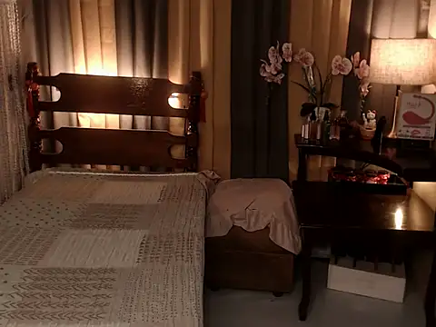 Jastine hunk online show from March 21, 2026, 2:13 am