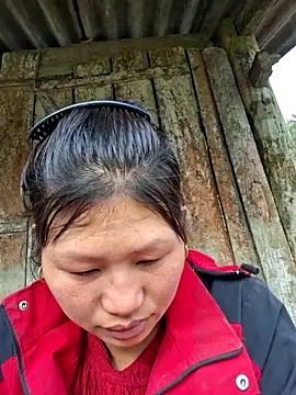 diamond-- online show from December 2, 2025, 1:17 am