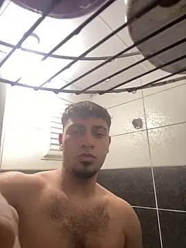 Snapshot of astoperaa chatting on November 18, 2025, 7:50 pm astoperaa online show from November 18, 2025, 7:50 pm