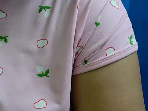 tamilqueenbaby online show from October 30, 2025, 12:20 am