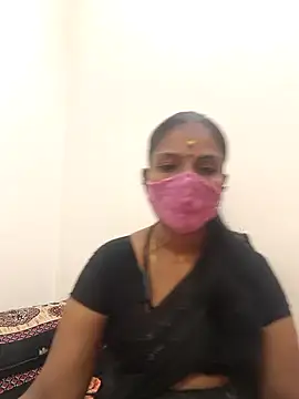 Snapshot of Tamil_Yalini12 chatting on November 1, 2025, 4:19 am Tamil Yalini12 online show from November 1, 2025, 4:19 am