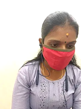 Snapshot of Tamil_Yalini12 chatting on December 5, 2025, 11:20 am Tamil Yalini12 online show from December 5, 2025, 11:20 am