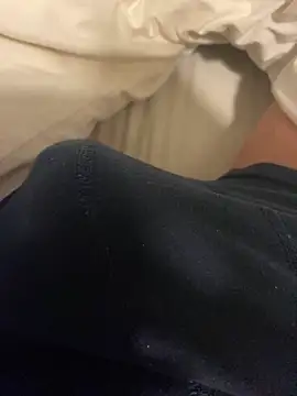 big dick horny boy online show from November 25, 2025, 9:59 pm