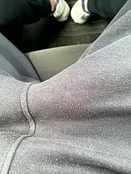 big dick horny boy online show from November 2, 2025, 3:06 pm