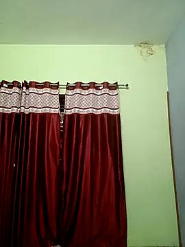 Snapshot of School_medam chatting on October 18, 2025, 11:40 pm School medam online show from October 18, 2025, 11:40 pm