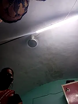 Snapshot of School_medam chatting on September 23, 2025, 3:52 pm School medam online show from September 23, 2025, 3:52 pm